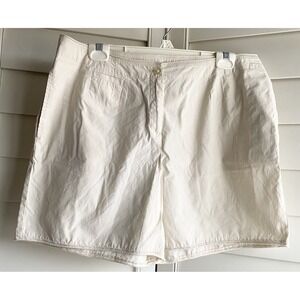 J JILL Women 14 Shorts Cream 100% Cotton  roll hem pockets flat front Off White